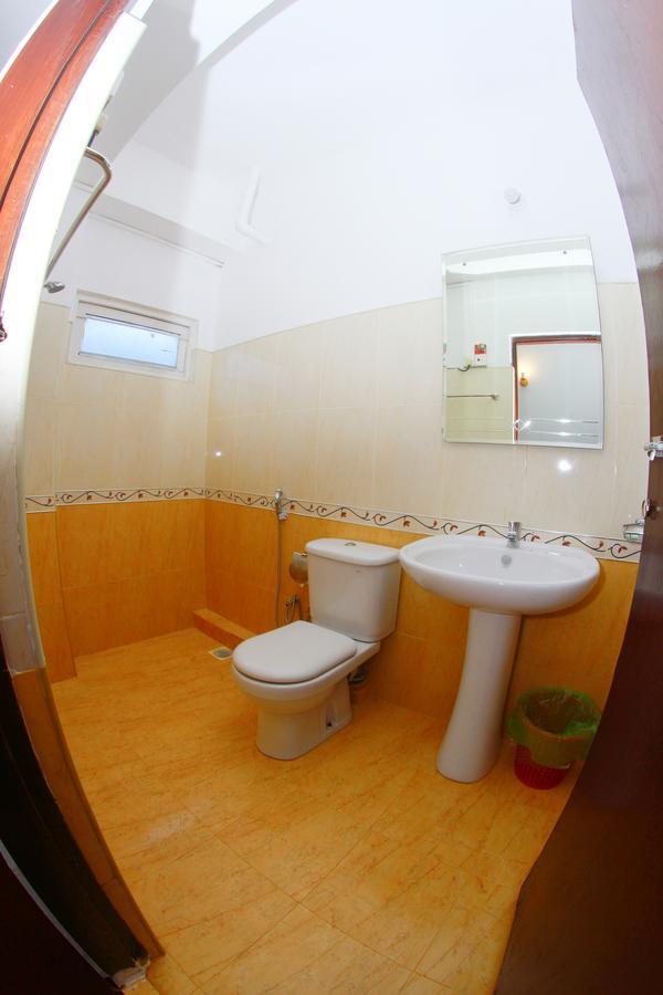 Milano Inn Nuwara Eliya Bagian luar foto