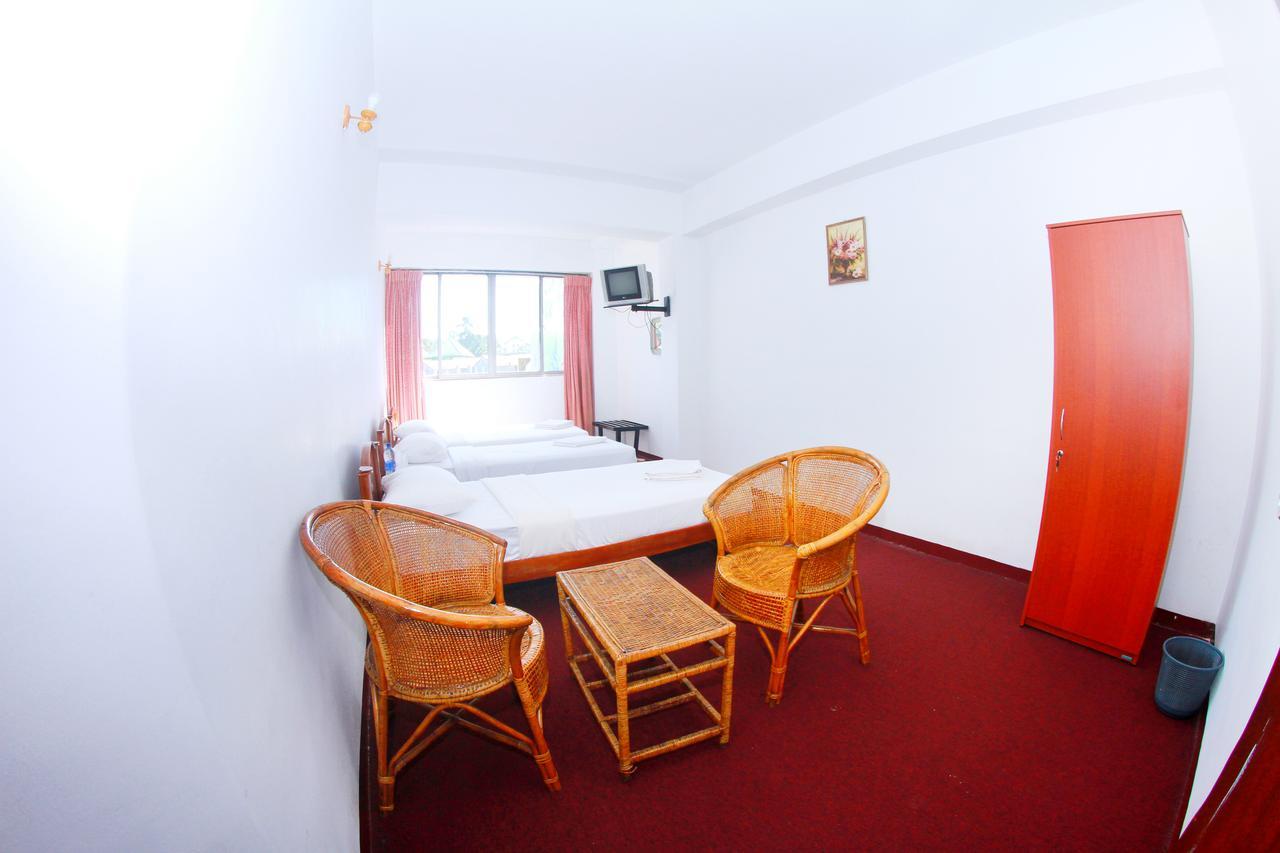 Milano Inn Nuwara Eliya Bagian luar foto
