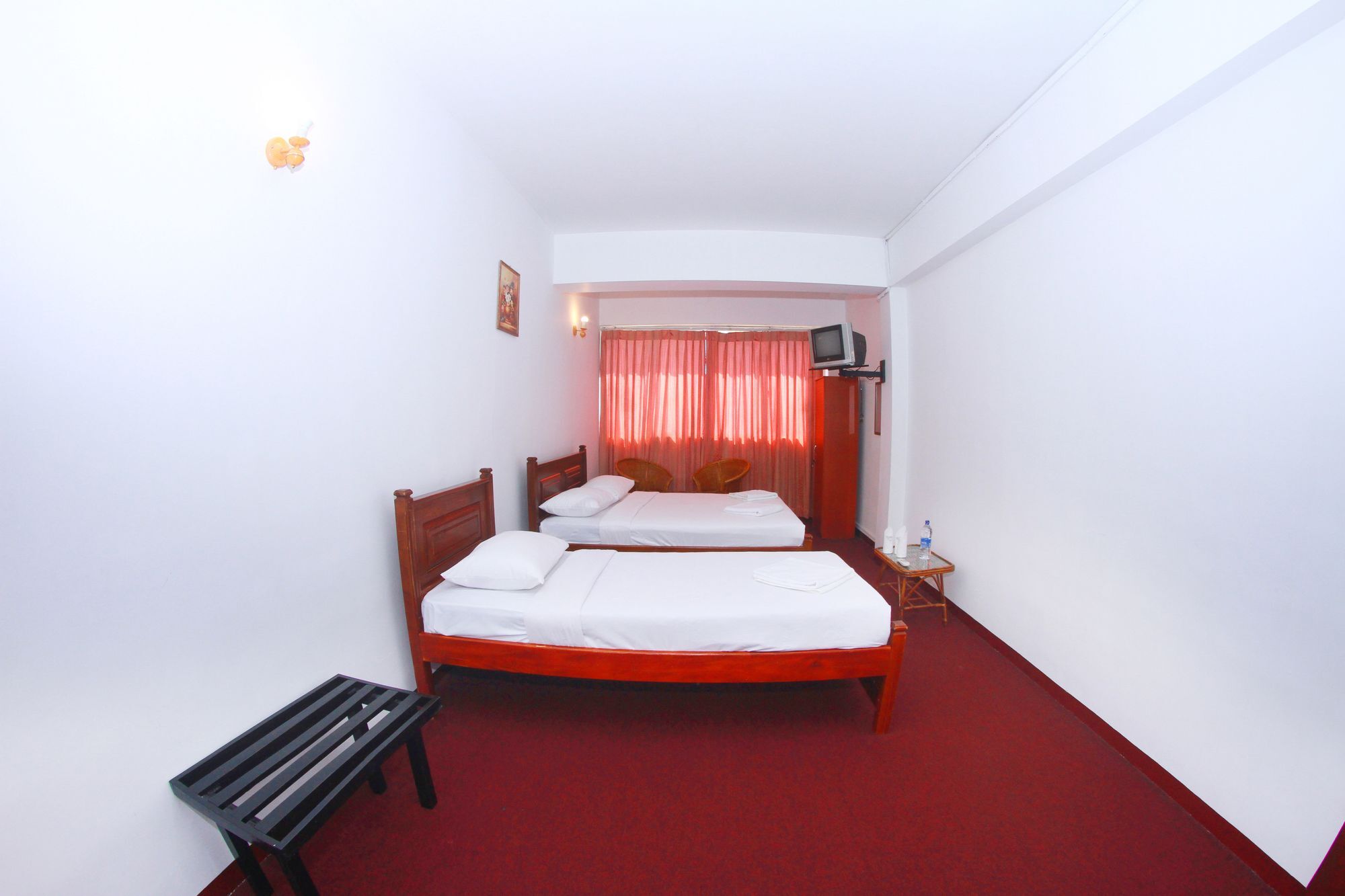 Milano Inn Nuwara Eliya Bagian luar foto
